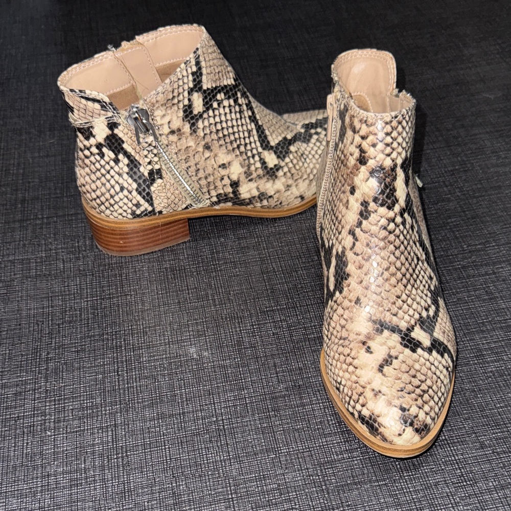 Aldo Snakeskin Ankle Boots Sz 6.5